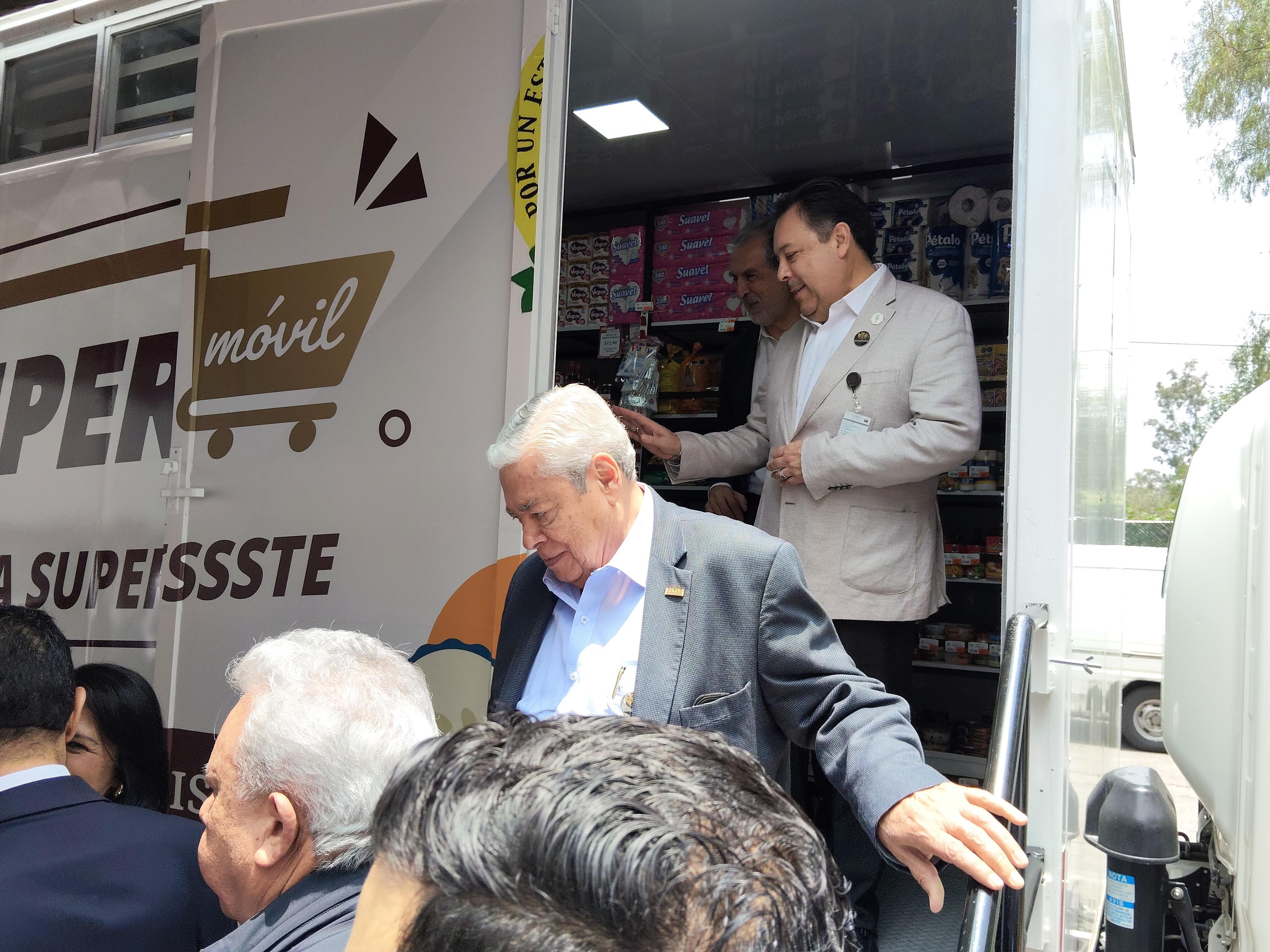 Inauguración de la Nueva Unidad de superISSSTE, en los almacenes, San Fernando No. 547